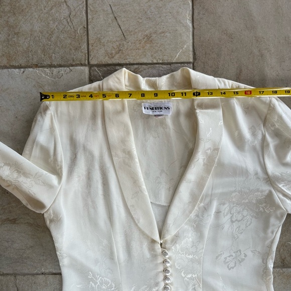 Vintage Ivory Brocade Blazer M/L Coquette Bridal Cottagecore Puff Sleeve ILGWU - Picture 16 of 16